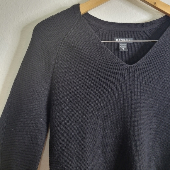 Athleta merino wool blend Vneck sweater - Picture 7 of 7